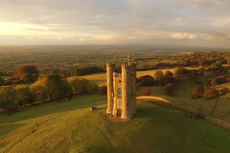 Cotswolds cottages - Broadway Tower