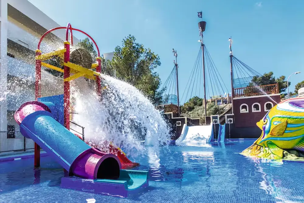 Zafiro Palace Palmanova Children's Splash Pool